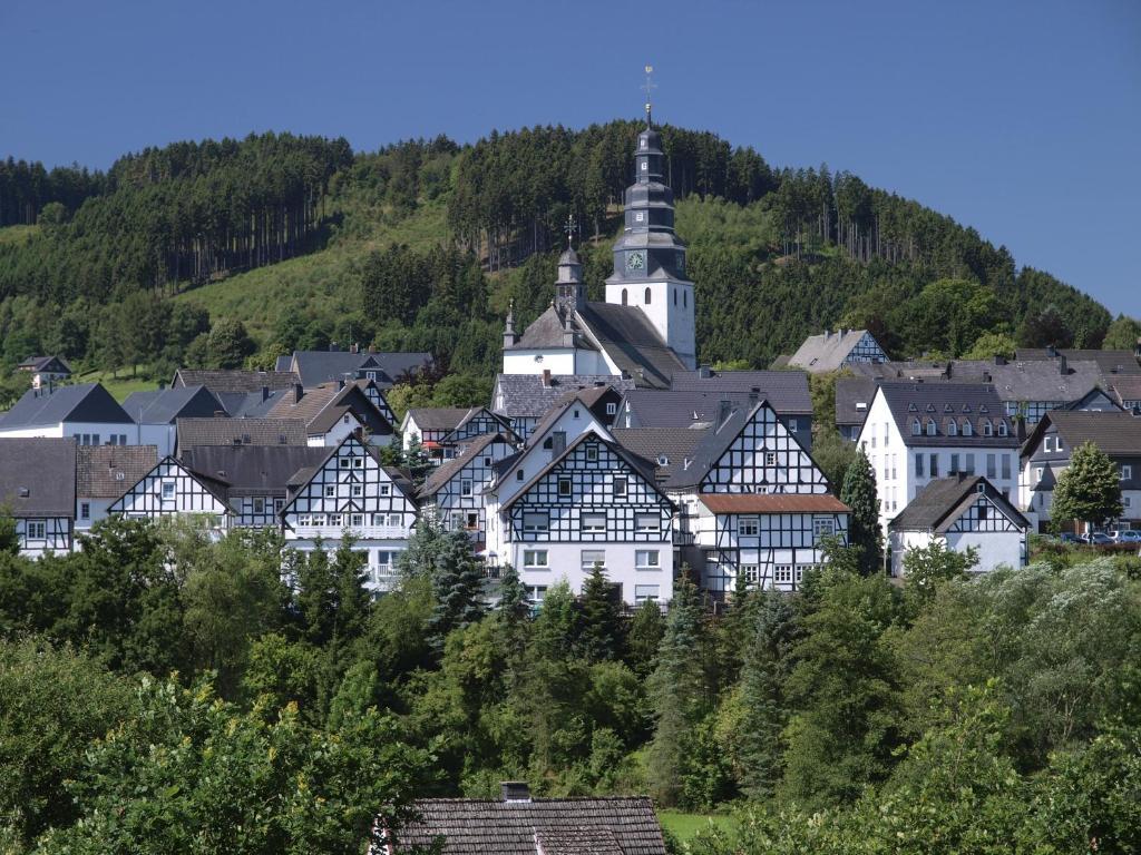 Hotel Hesborner Kuckuck Hallenberg Exterior photo